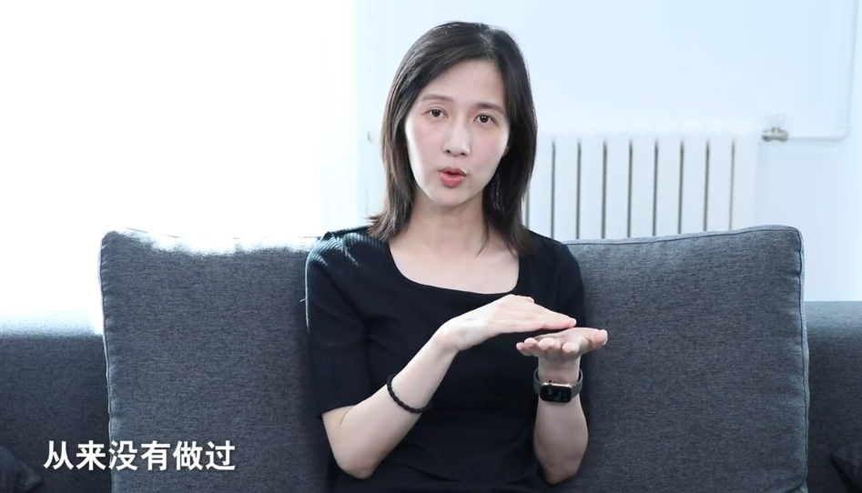 papi酱回应网络争议 否定自我炒作