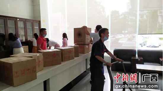 电商企业南宁开展农产物消费扶贫“五进”勾当