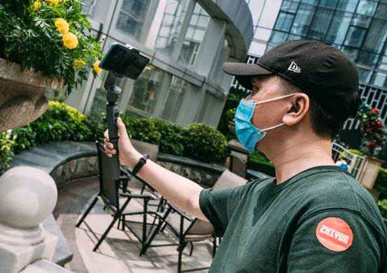 深耕视频用户 智云全新手机警能云台SMOOTH-X上市