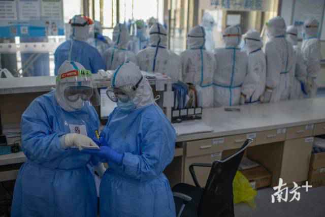 广东医疗队竣事援鄂战疫 77天留下这些传说