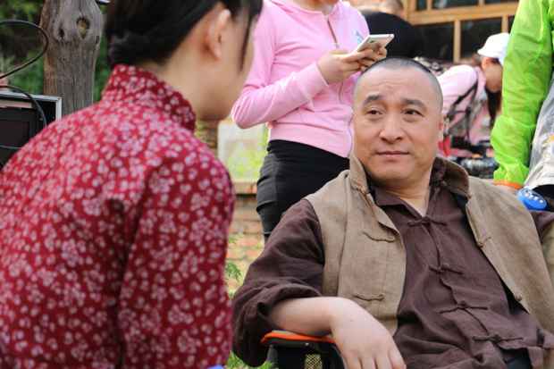 《人间大炮》张小飞天佑浊世演绎兄弟情