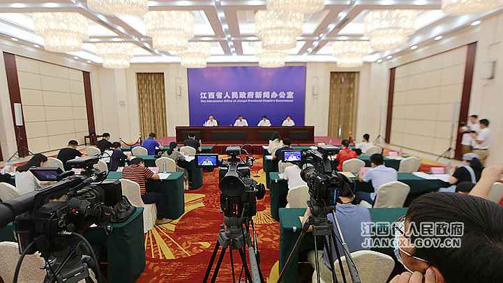 教育部、江西省举行部省共建职业教育创新发展高地新闻发布会