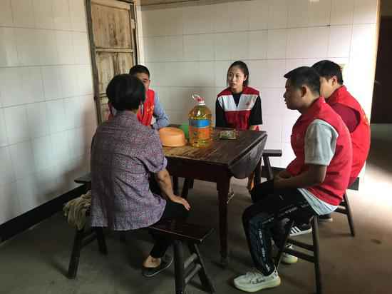 营造爱老敬老民俗 浙江湖州各地开展重阳“老人节”勾当