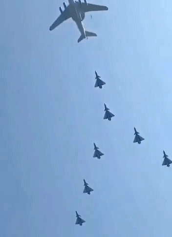 中国将出售辽宁舰？盘货2019年十大涉军谣言