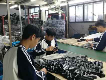 浙江龙职开展职教周勾当 学生展“十八般技术”