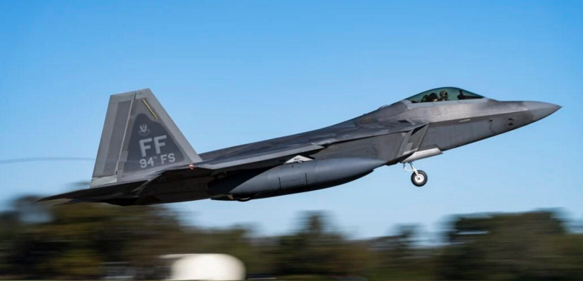 美空军向关岛陈设F-22战机 将在西太平洋执行任务