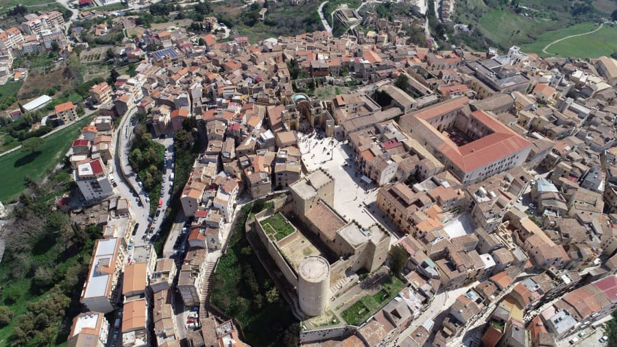 这里的30多套屋子卖出汉堡价！每套只要7.8元！