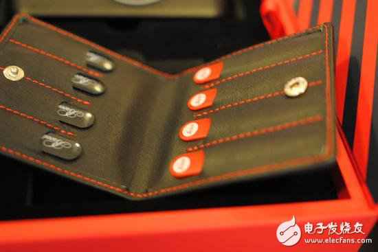 徕卡联袂美国打扮品牌推限量版M10相机：首款M10限量版机型