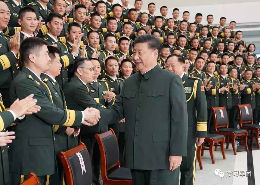 习近平考察驻澳门队伍并颁发重要发言