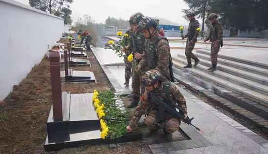 国度公祭日侧记：武警衢州支队开展义士眷念勾当