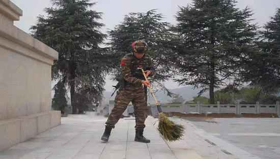 国度公祭日侧记：武警衢州支队开展义士眷念勾当