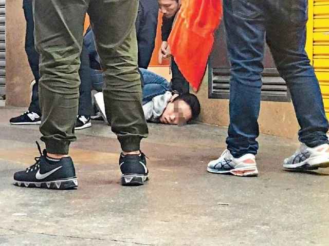 港警拘捕开枪大盗时遭围攻 多人诡计向警方“抢犯”