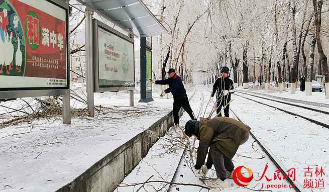 吉林省：努力应对冰冻雨雪天气！【组图】