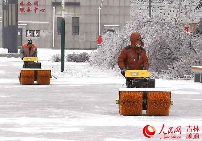 吉林省：努力应对冰冻雨雪天气！【组图】