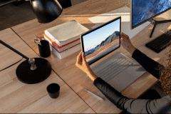 Surface Book3和Surface无线降噪智能耳机2在中国市场