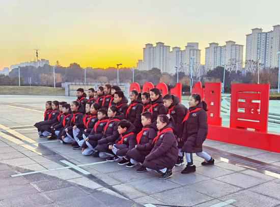 庆祝中国共产党创立100周年 浙江南湖进行系列庆祝勾当