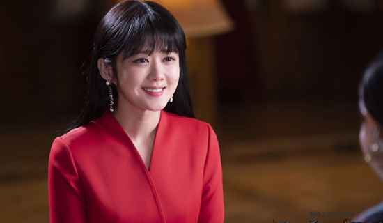 韩剧收视出炉：《皇后的品格》收视上涨，《龙王保佑》开播入榜