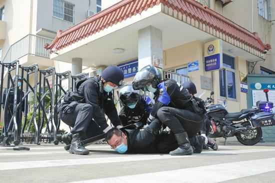 平安“黑科技”上线 舟山定海公安构建“智安校园”