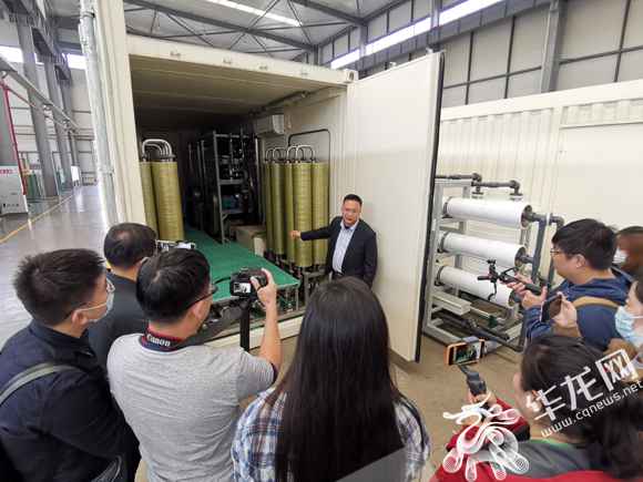 共舞长江经济带·看高质量成长｜这两家公司一个保康健一个护情况 为重庆高质量成长护航