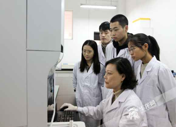 科技创新•在动作|医学“侦察兵”：将把“望远镜”送入寻常黎民家