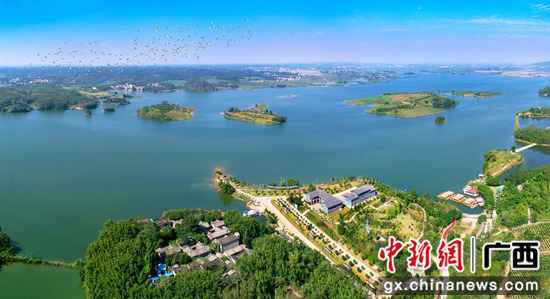 横县全面落实河长制 青山碧水入画来