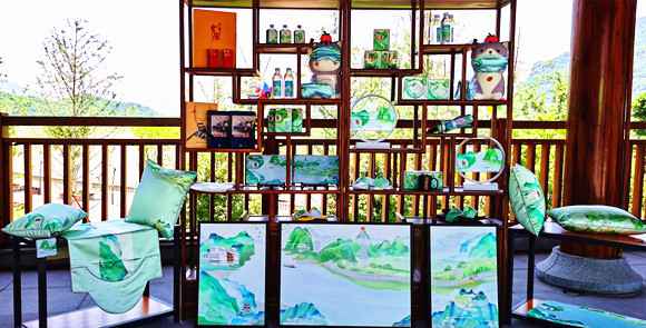 渝论场 |“双晒”2.0版：重庆文旅推介新范本