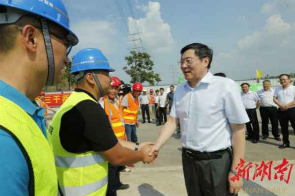 杜家毫：以钉钉子精力敦促长株潭