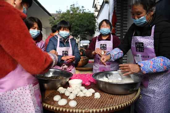 长三角地域摄影记者走进浙江诸暨 用镜头记录“醉美”