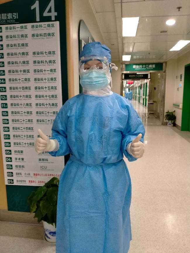 李国华：教育医护“军团”与病毒“搏击”