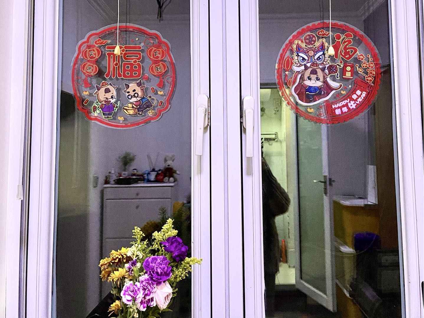 大年夜饭直播、线上放烟花……2021当场过年名局势来了！