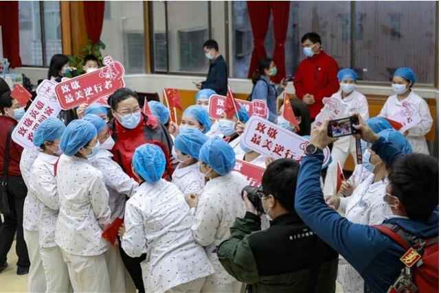 英雄回来！广州白云区援鄂医疗队回来返岗