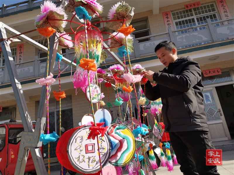 【新春记者行】花灯添彩年味浓