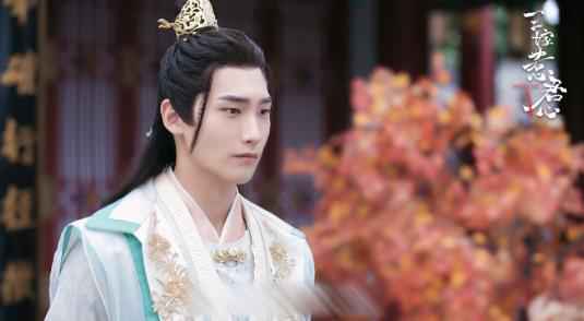 邢昭林新剧开播 化身夺目爱财的“人间算盘”