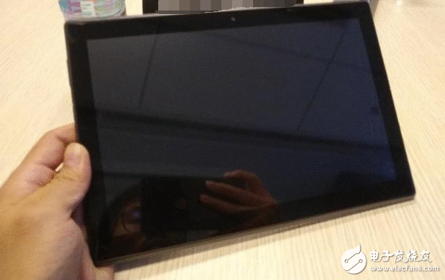 遐想宣布TAB4 Plus平板：双面玻璃+双模式售价1999元值得存眷