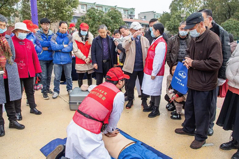 池州团团喊你一起学“雷锋style”！