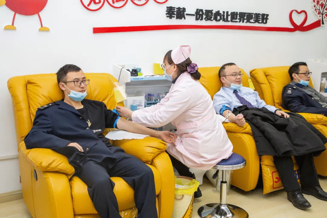 池州团团喊你一起学“雷锋style”！