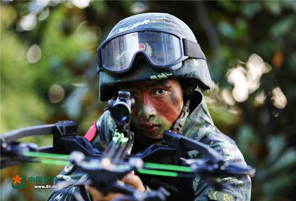 夏日练兵 看“战狼”怎样养成！