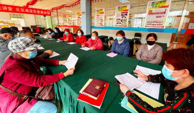 她是“首都最美社工”，也是住民“贴心人”，有老人把家都交给她