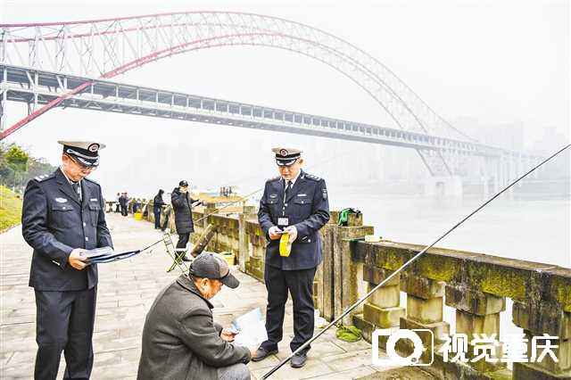 让母亲河重现水清鱼跃 ——重庆掩护长江水生生物背后的故事