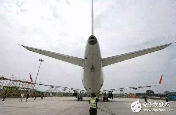 什么环境 双流机场这架飞机为什么开到这里来了