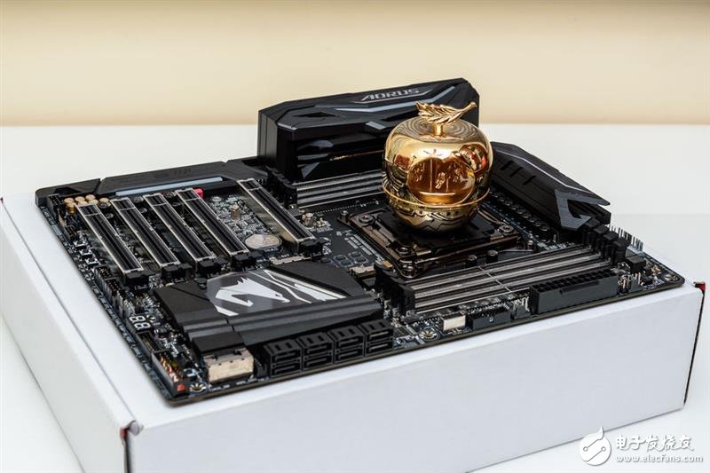 终极版！Intel十焦点i9-7900X深度评测