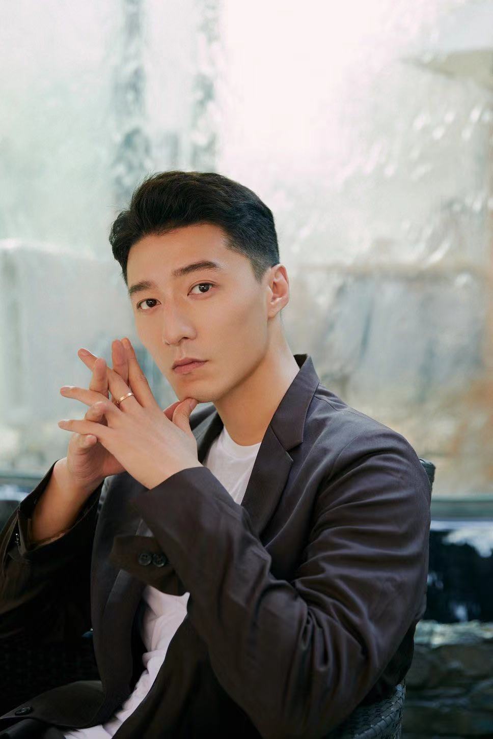 金泽灏《九州红颜记》宣布脚色海报 将军界诸婴引等候