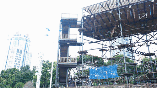 上海北外滩魔都矩阵高空攀爬地点+门票+游玩攻略