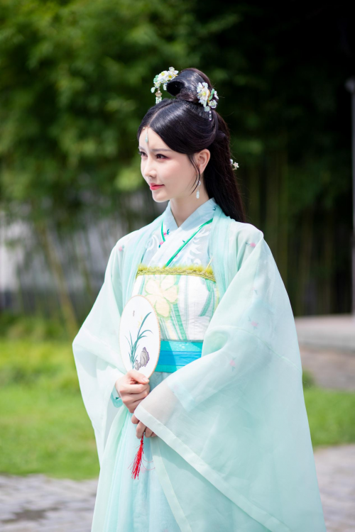 《冰芯明月夙倾城》杀青，刘亦彤出演女二号