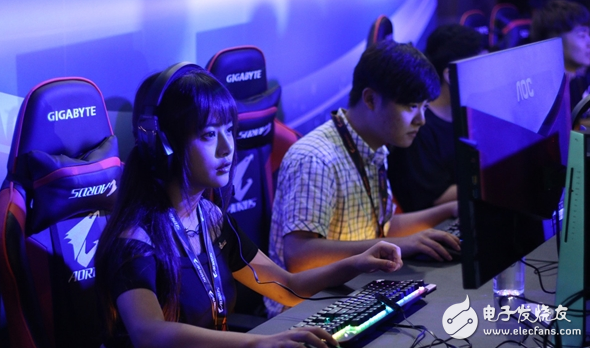 美少女上阵开战！技嘉顶级电竞品牌AORUS正式进军海内