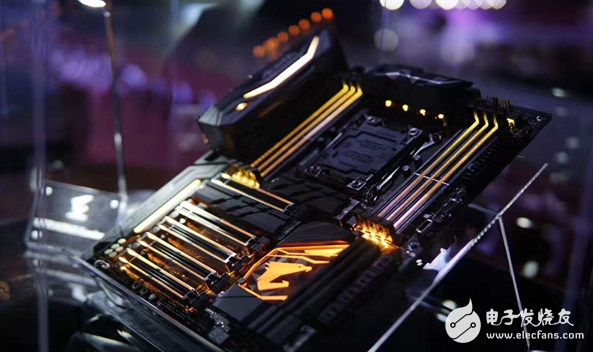 美少女上阵开战！技嘉顶级电竞品牌AORUS正式进军海内