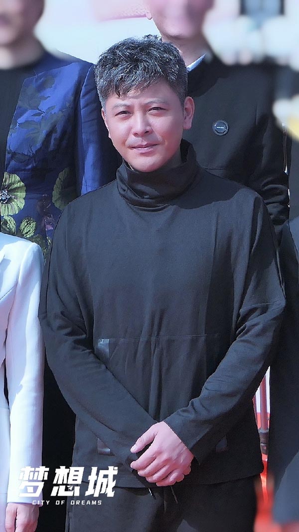 吴其江《空想城》开机 负担使命共建新时代