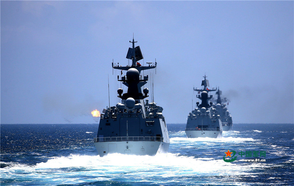 舰艇编队列阵大洋“自找苦吃”