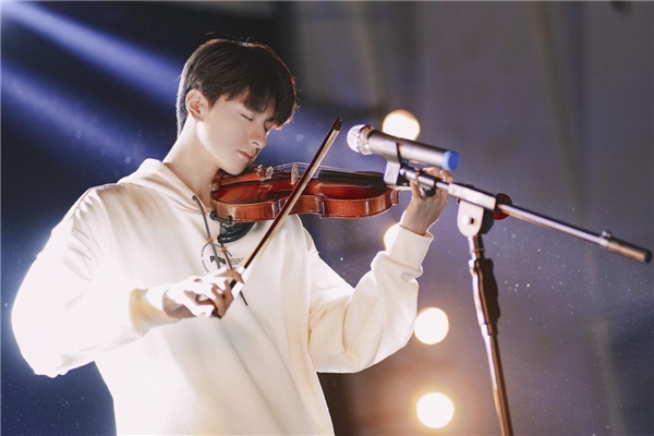 《良辰美景好年华》口碑爆棚 网友点赞：奋进自信是芳华最美的容貌