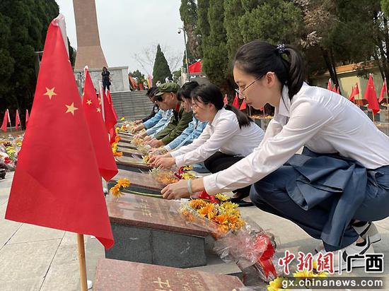 崇左凭祥供电局开展主题团日勾当